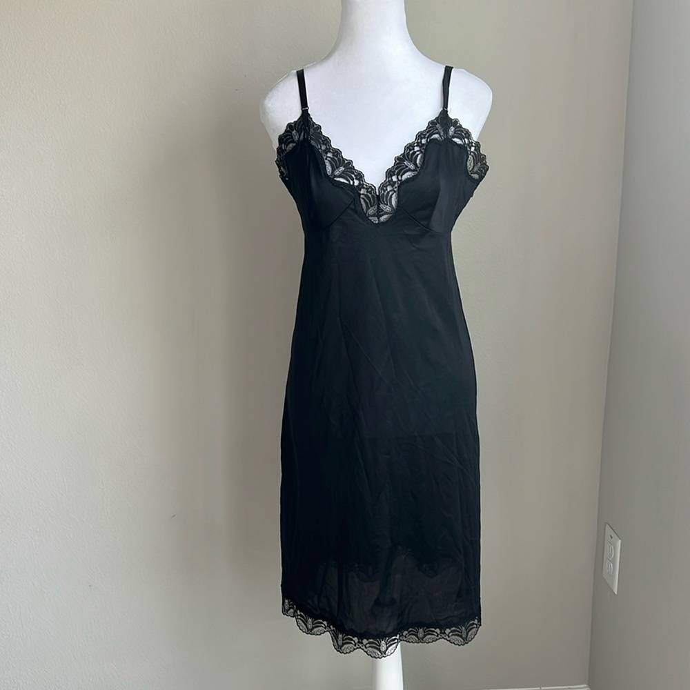 Vintage Sliperfection women’s black slip